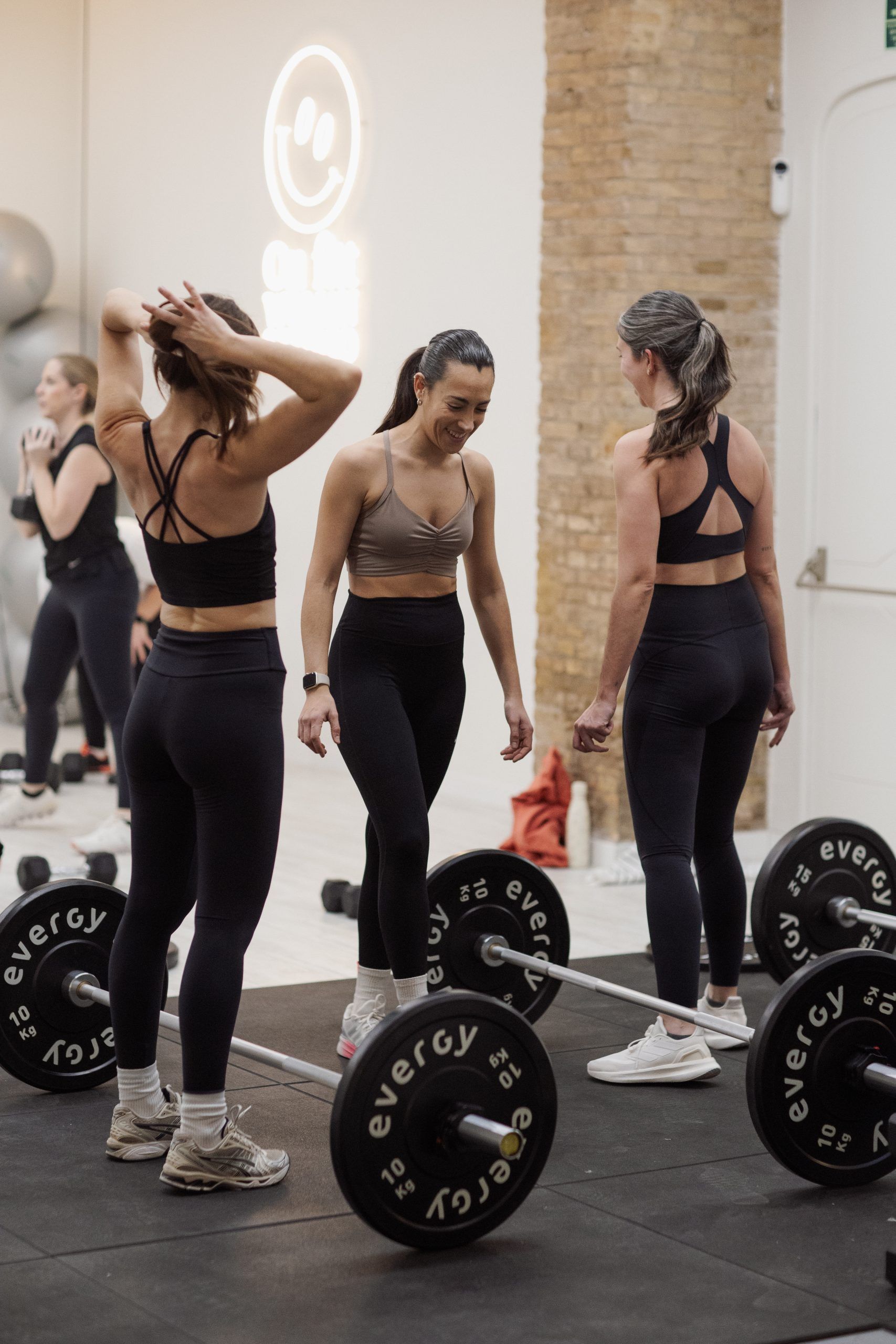 Entrenamiento de mujeres en estudio Onfitt